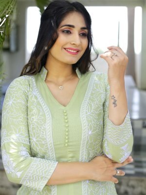 Devani Green Reyon Cotton Beautiful Embroidery Kurti With Pant For Women Wear D3 fancy kurtis