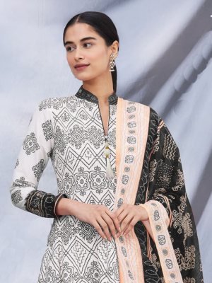 Elara  Slub Cotton Digital Printed  Gown With Dupatta  D4 Party Wear gown