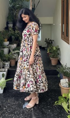 KHANAK WESTERN  Western Wear