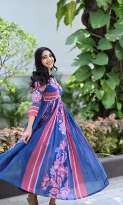 Kia Long Western Gown   Western Wear