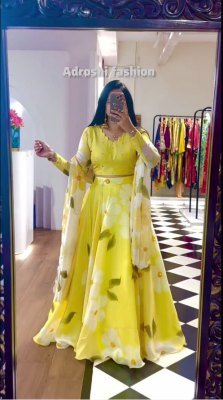 MOHINI LEHENGA CHOLI WITH  DUPATTA Lehenga