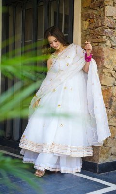 MRIGA FANCY  KURTI  PAIR WITH DUPATTA  party wear kurtis