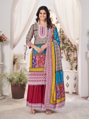 MURAD HEAVY FANCY PAIR WITH DUPATTA SET party wear kurtis