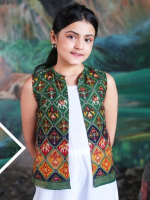 PAHELI CHILDREN COTTON KOTI SUIT D4 Kids  Wear