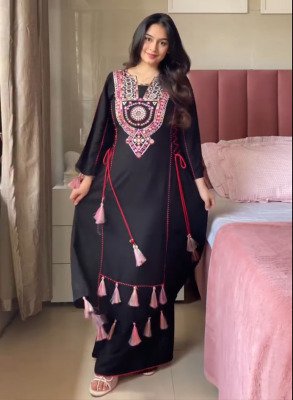 SANGINI     Traditional Cotton Mirror Embroidery Kurti Set KURTIES